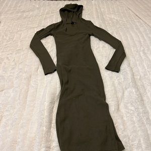 windsor, army green ribbed dress